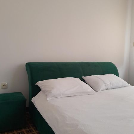 Hotel Victoria Lukavica Eksteriør bilde